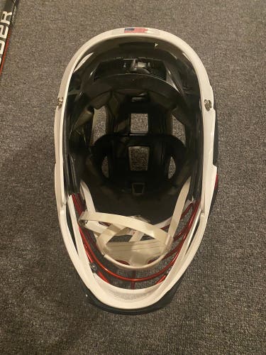 Player's Cascade S Helmet