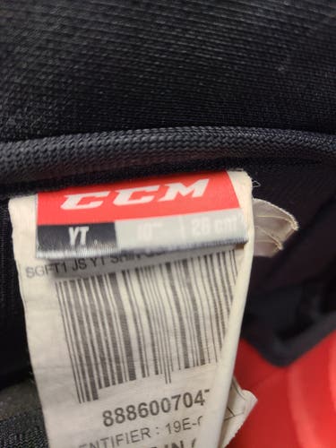 Used CCM JetSpeed FT1 Shin Pads