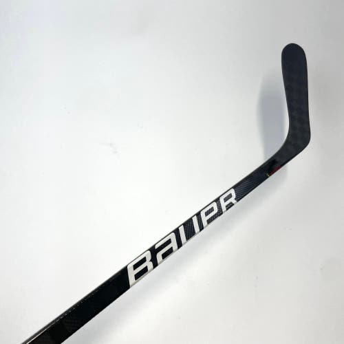 Senior Left Hand P92 Pro Stock Vapor Hyperlite Hockey Stick