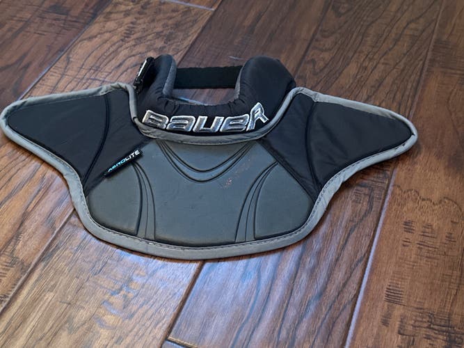 Bauer Vapor Goalie Neck Protector