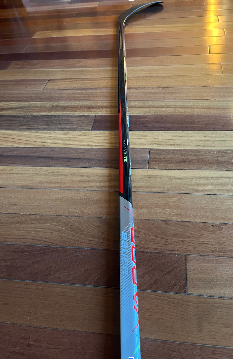 BAUER Vapor HyperLite SR F70 P28 LH www.oorbe.com.br