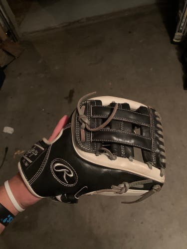 Used Infield 11.5" Heart of the Hide Baseball Glove