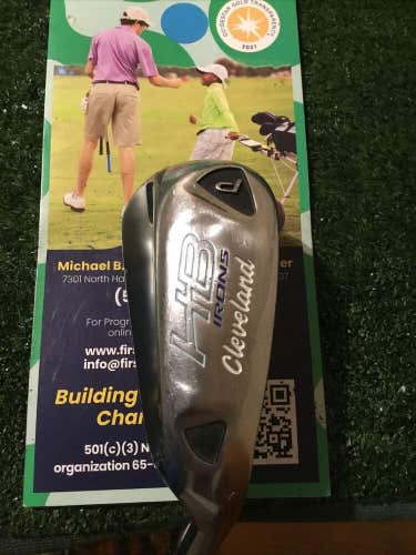 Cleveland Ladies HB Irons Pitching Wedge (PW) Graphite Action Ultralite Shaft