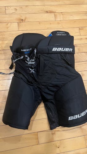 New Medium Bauer Nexus N800 Hockey Pants