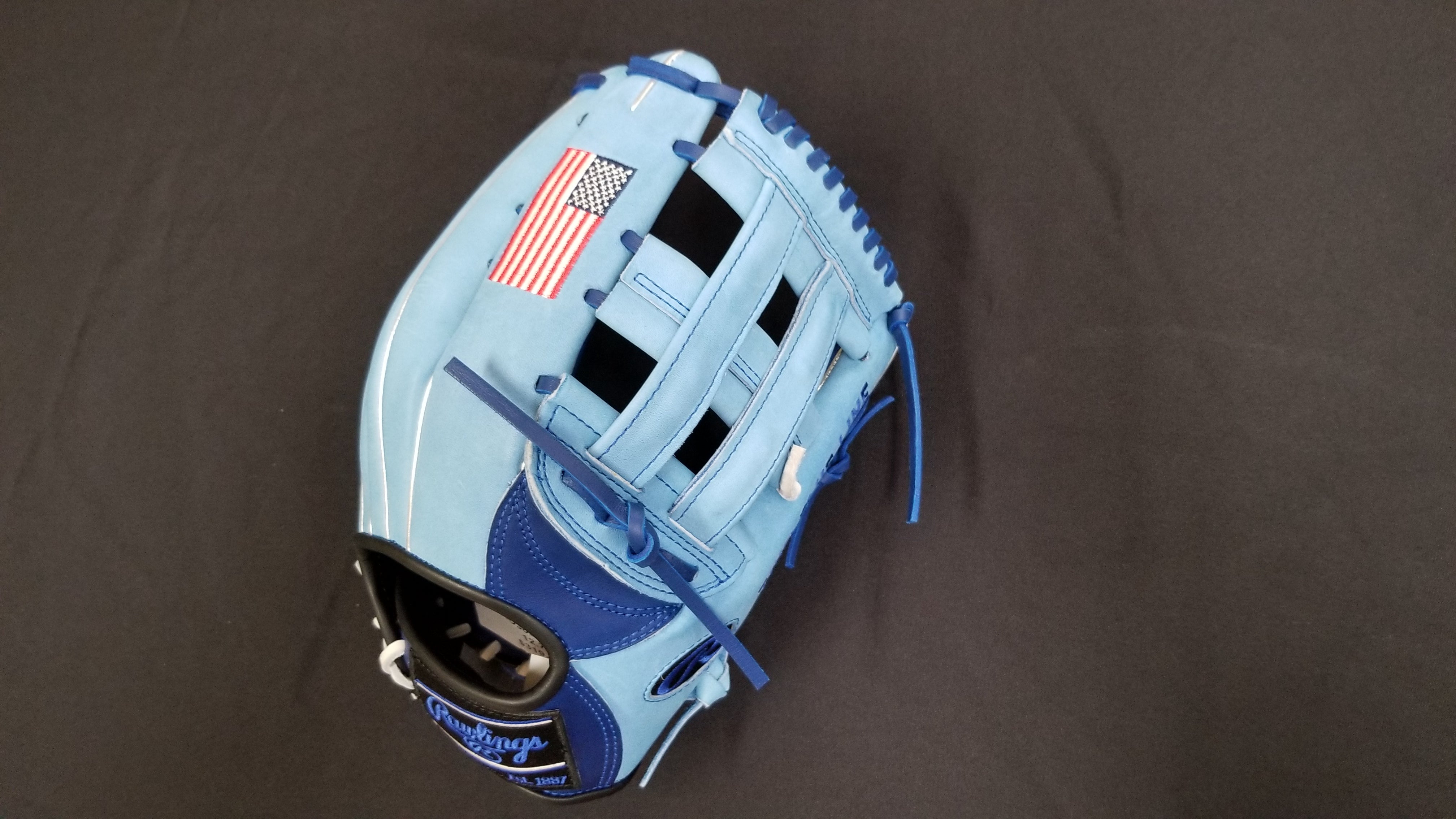 New 2023 Rawlings Custom Heart of the Hide THIN BLUE LINE 12.75