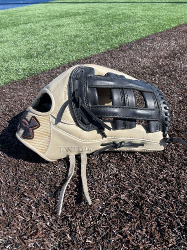 Pro Issue Under Armour Flawless Series Outfield Glove 12.75”