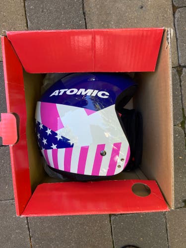 New Kid's Extra Small / Small Atomic Helmet FIS Legal