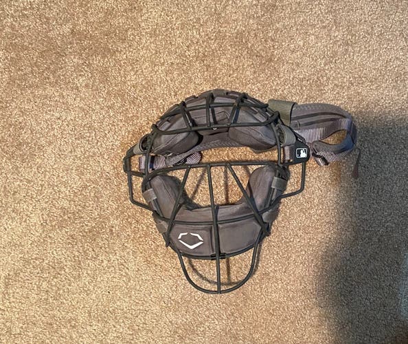 Evoshield Traditional Catchers Mask
