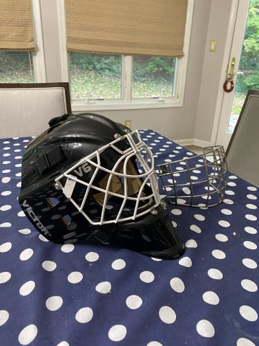 Senior Used Victory v6 Goalie Mask