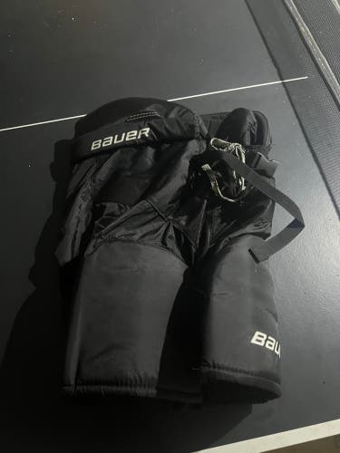 Junior XL Bauer Nexus Hockey Pants