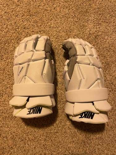 2021 Nike Vapor Elite Lacrosse Gloves