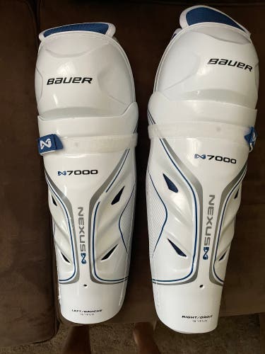 Bauer Nexus N7000 Shin Pads 16”