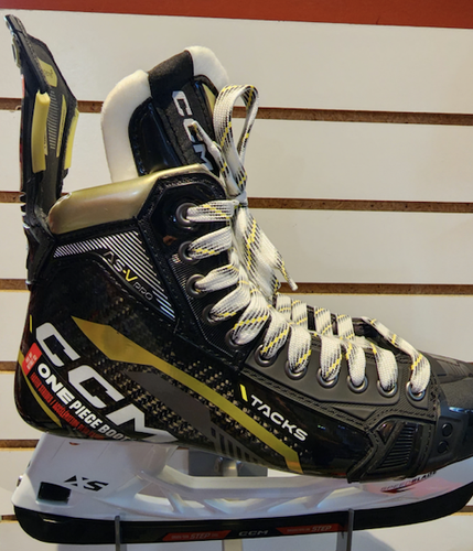 CCM Tacks ASV Pro Skates Size 8