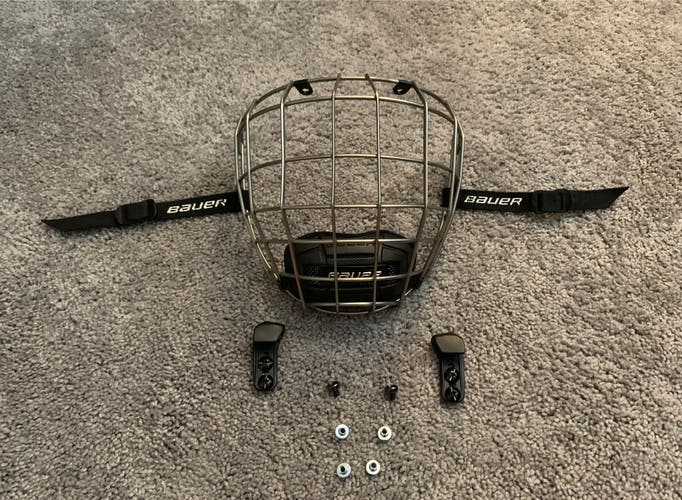 Small Bauer Full Cage Profile III Facemask