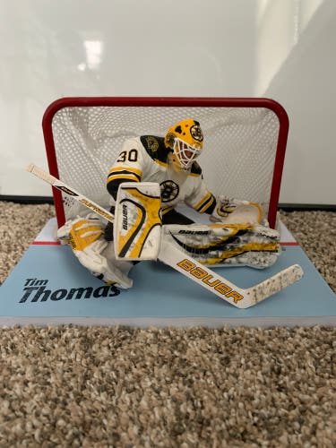 Tim Thomas Bruins Figurine