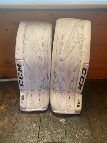 30" CCM  Premier P2.9 Goalie Leg Pads