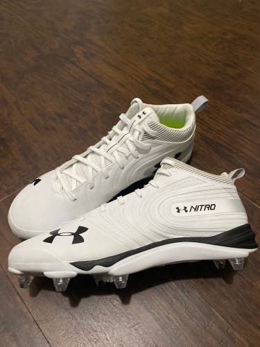 Under Armour Nitro Mid Select football cleats size 12.5 white