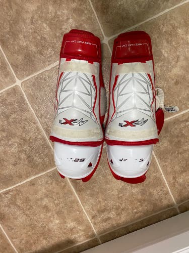 Bauer  Vapor APX2 Shin Pads