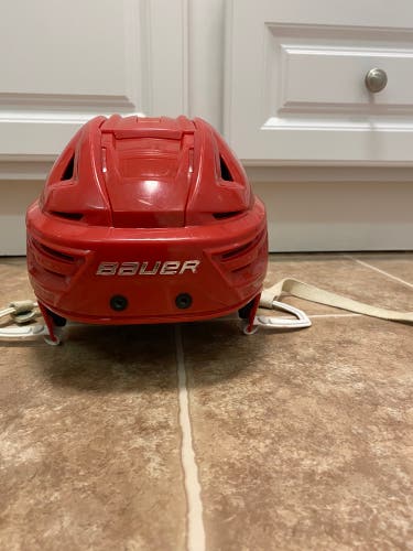 Used Medium Bauer Pro Stock Re-Akt 150 Helmet