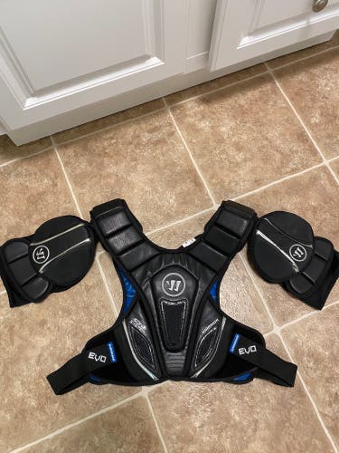 Used Medium Warrior Evo Hitlyte Shoulder Pads