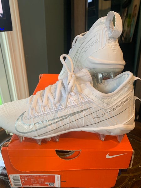 White Adult New Unisex Size 4.5 (Women's 5.5) Molded Cleats Nike Low Top Alpha Huarache 7 Pro