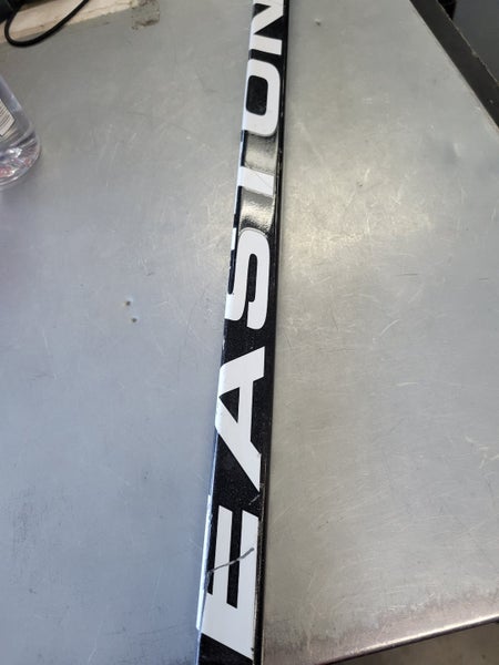 Used Easton V5E 65 Flex Pattern E3 Senior One Piece Sticks