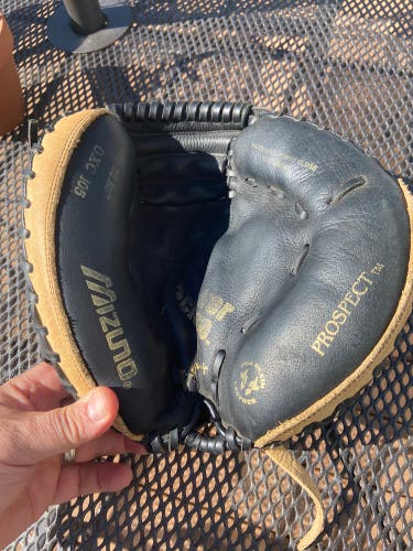 Catcher's 32.5" Prospect Baseball Glove