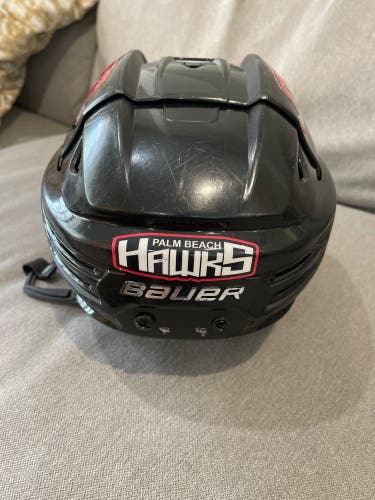 Used Medium Bauer Re-Akt 200 Helmet