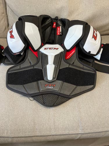 CCM JetSpeed FT4 Pro Medium shoulder pads