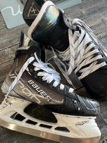 Used Bauer Regular Width Pro Stock Size 7 D Vapor Hyperlite Hockey Skates
