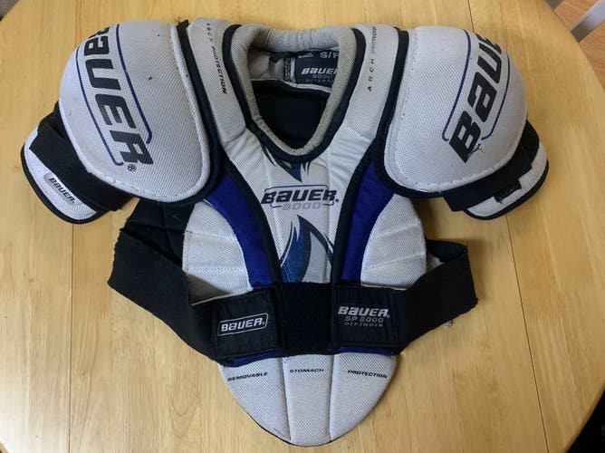 Senior Small Bauer 8000 Shoulder Pads