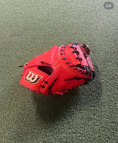 Wilson Staff Catcher’s 33.5" Staff Baseball Glove