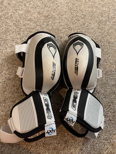New Large  Elbow Pads