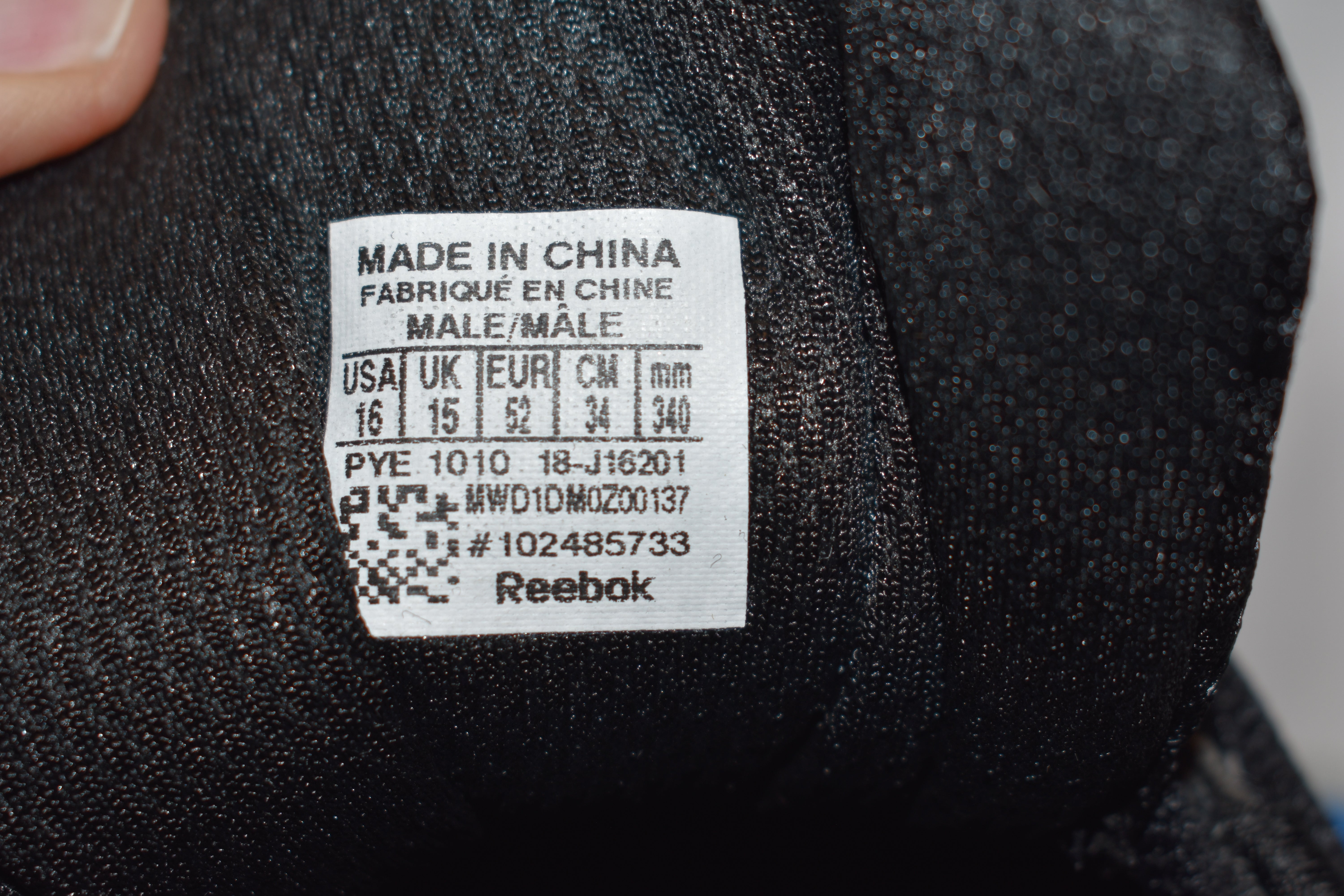 Reebok Black Shoe Tag Leather Sneaker Black Leather Reeboks Reebok Logo-tag Low  main image 4