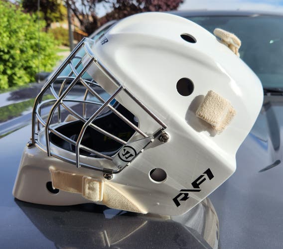 Senior New Warrior Goalie Mask