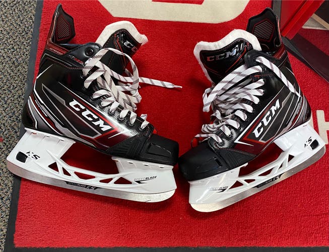 Used CCM Regular Width JetSpeed FT480 Hockey Skates