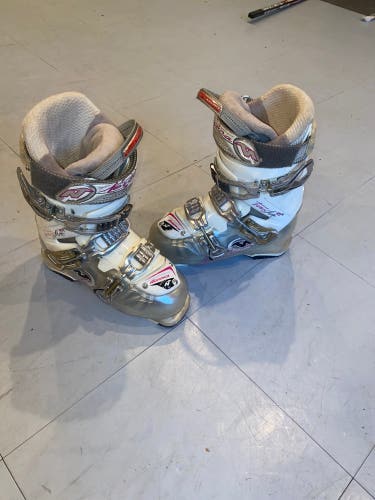 Women's Nordica Ski Boots