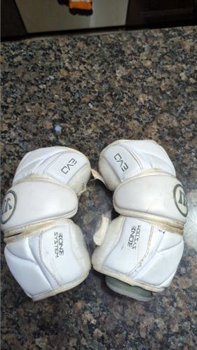 Used Youth Warrior Evo  Arm Pads
