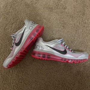Pink Nike air max Size 7 YOUTH