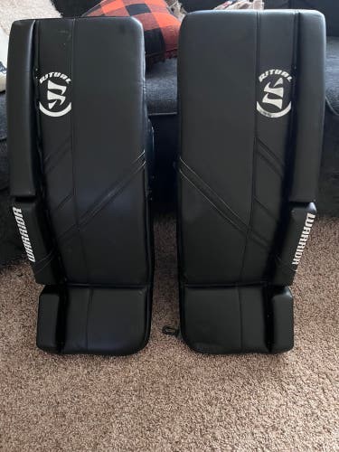30" Warrior Ritual G5 Goalie Leg Pads