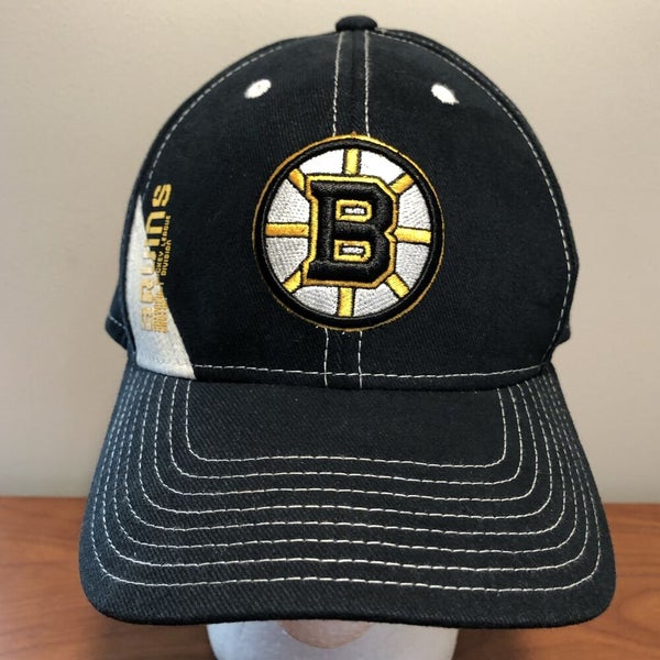 Men's Boston Bruins Reebok White/Black Face Off Trucker Hat