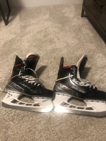 Used Bauer Regular Width Size 7.5 Vapor 3X Hockey Skates