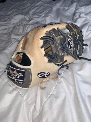 Used Rawlings Infield 11.5" PROR204-2CNW Heart of the Hide Baseball Glove
