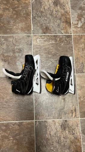 Used Bauer Regular Width  Size 4.5 Supreme 1S Hockey Goalie Skates