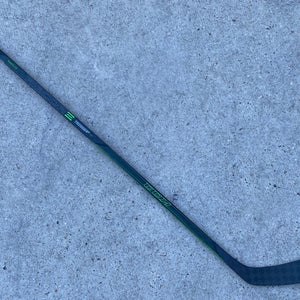 CCM RibCor Trigger 5 Pro Stock Hockey Stick Grip 85 Flex P28 Left 3393
