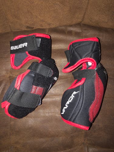 Used Large Bauer  Vapor X700 Elbow Pads