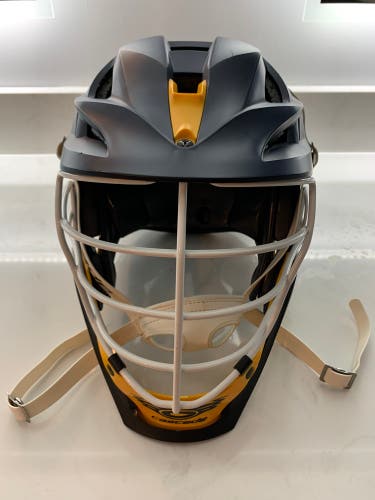 Player's Cascade S Helmet