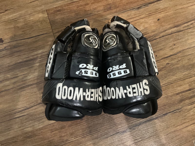 Sher-Wood 13" 9950 PRO Gloves