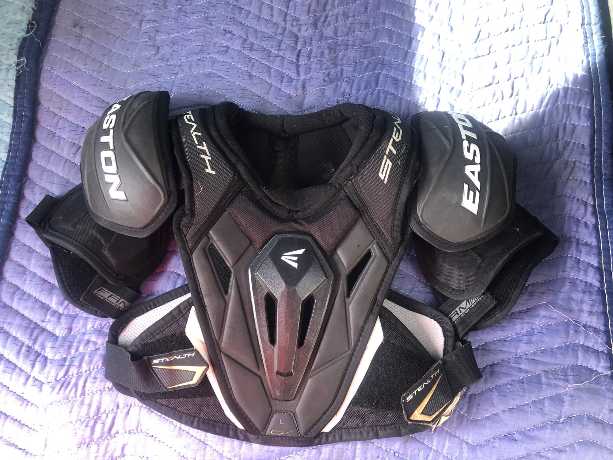 Easton Stealth 75S Shoulder Pads SR SMALL