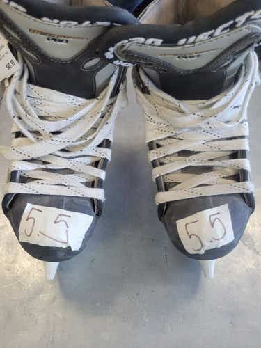 Used Ccm Vector Pro Senior 5.5 Ice Hockey Skates